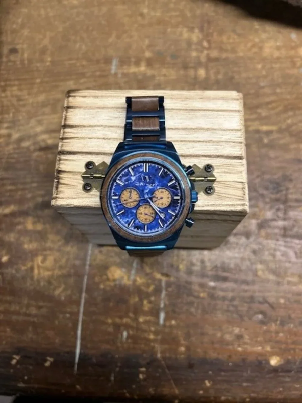 **NEW** AVANT WOOD CHRONOGRAPH WATCH: EXPLORER S 44MM WITH BLUE MARBLE FACE